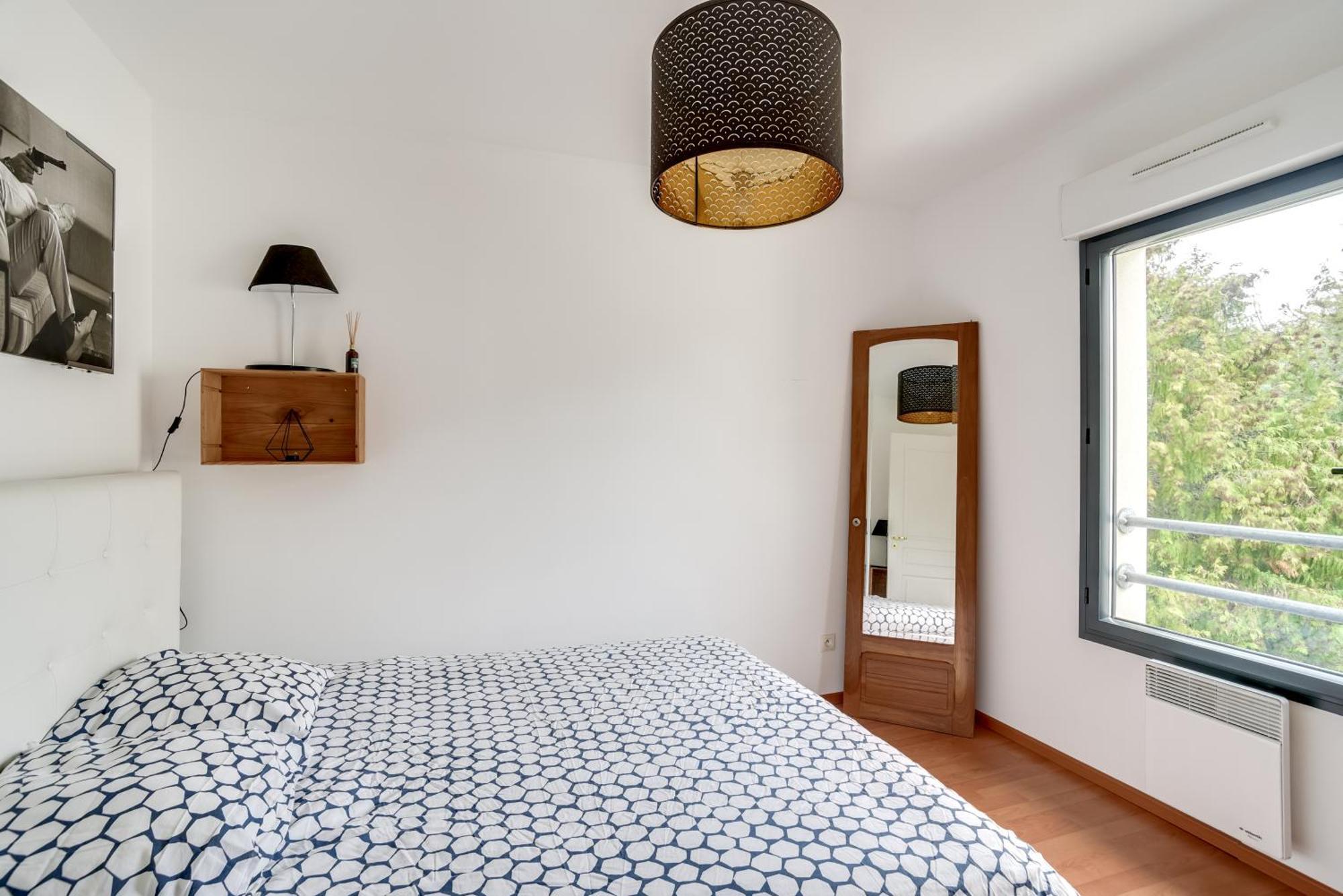 Votre Escale - Le Petit Montmartre Apartment Niort Ngoại thất bức ảnh