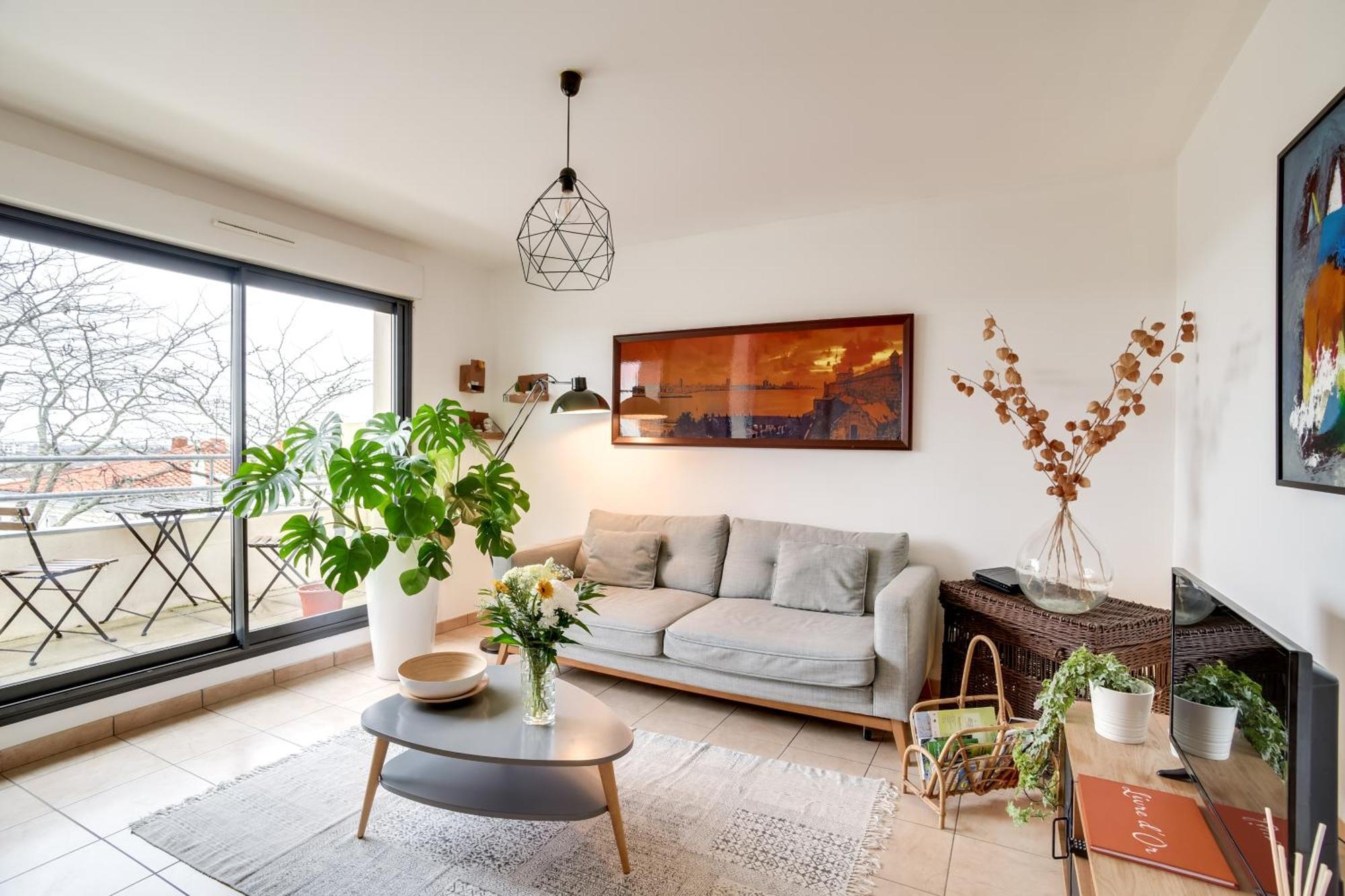 Votre Escale - Le Petit Montmartre Apartment Niort Ngoại thất bức ảnh