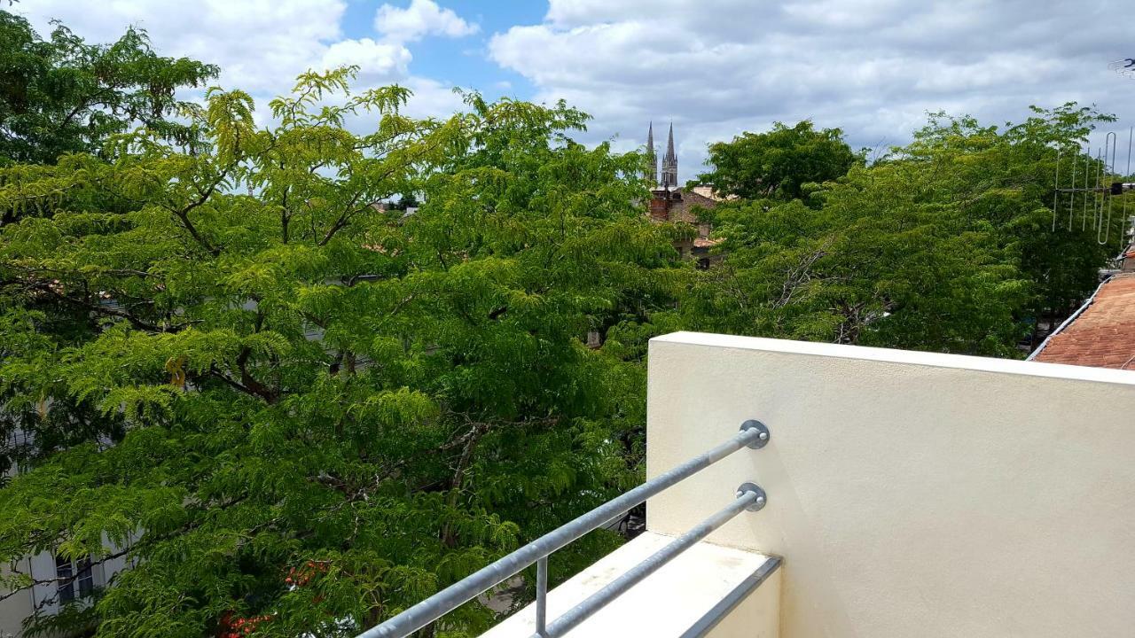Votre Escale - Le Petit Montmartre Apartment Niort Ngoại thất bức ảnh
